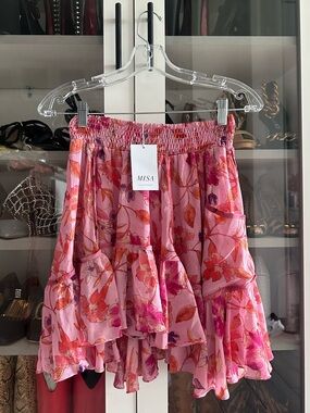 NWT Misa Mini Floral Pink spring Skirt sz Small Revolve tiered mini skirt